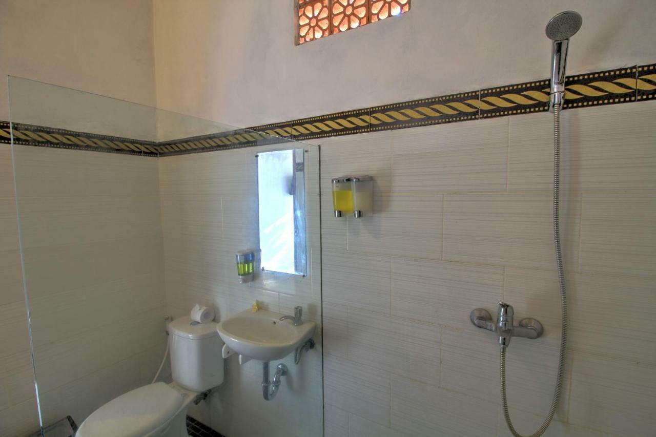 Saren Villa Ped Exterior photo